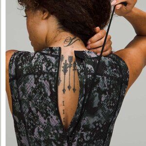 Lululemon Zip-Back Paddle Suit Hideaway Multi - SIZE 6 - New with tags